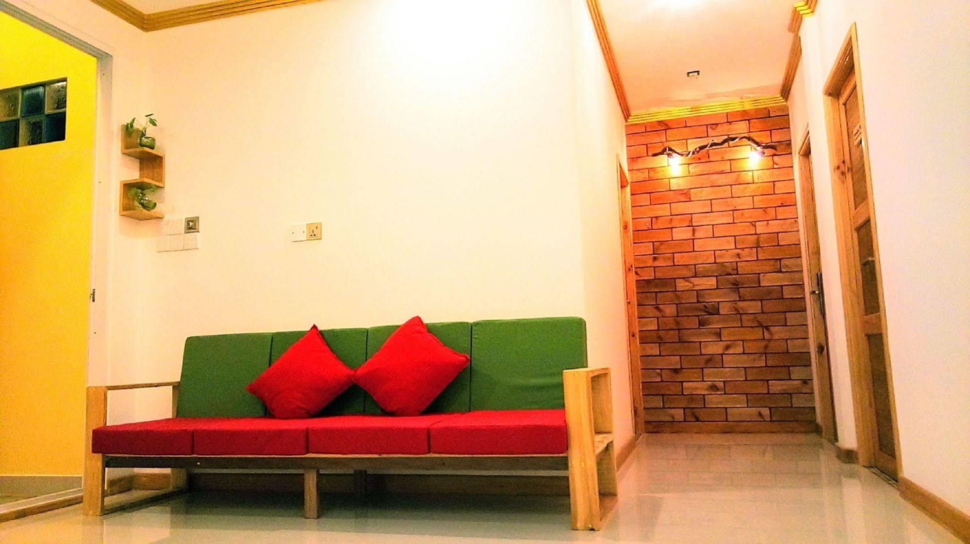 Select Village Maafushi Luaran gambar